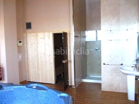 Foto 13a7d10c-a456-4032-a822-60b2aed09c98. Loft amb calefacció aparcament piscina a El Castell Burjassot