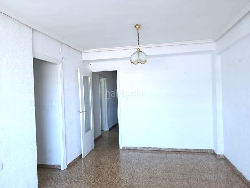 Foto 114f39b6-16a2-48e8-87a2-5dbf4c554a6f. Pis a Barrio de Campanar Valencia