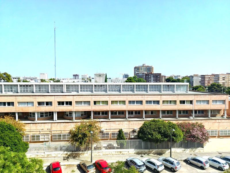 Foto ceb14fac-9e76-403f-a340-2685328925c9. Pis a Barrio de Campanar Valencia