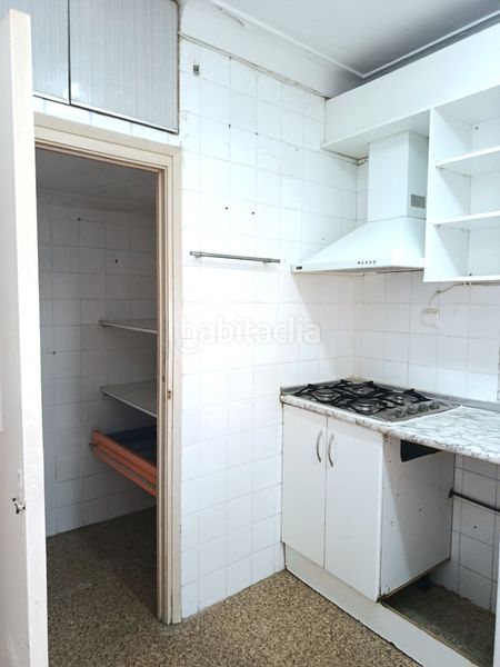 Foto e0a43eb8-e8db-495d-b559-b1193ca23e16. Pis a Barrio de Campanar Valencia