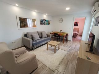 Flat  Carrer del pintor matarana. Atención inversores!
