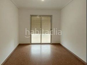 Foto 146d490f-6961-4eb0-94ef-fb16d64ae681. Pis a Alaquàs