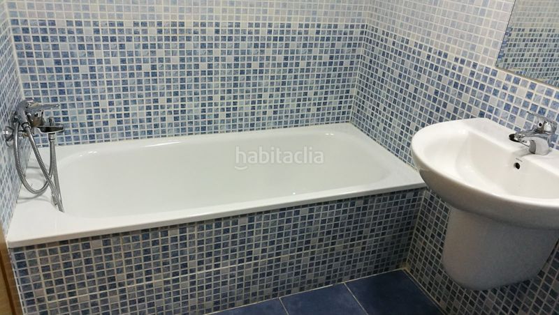 Foto 4b3758bf-080c-414f-a327-019192b73589. Pis amb calefacció aparcament a Alginet