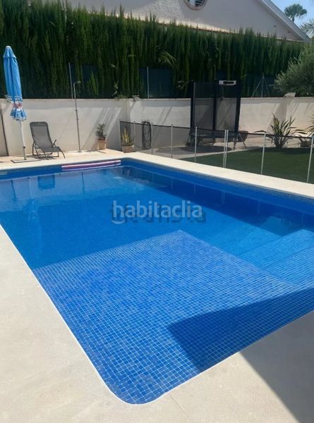 Foto d8134364-3741-459a-b93a-c08bfe168003. Xalet amb aparcament piscina a El Carme-Sant Agustí-Bonavista Eliana (l´)