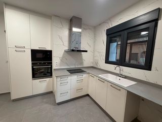 Rez-de-chaussée à Benaguasil. Piso en venta en benaguasil