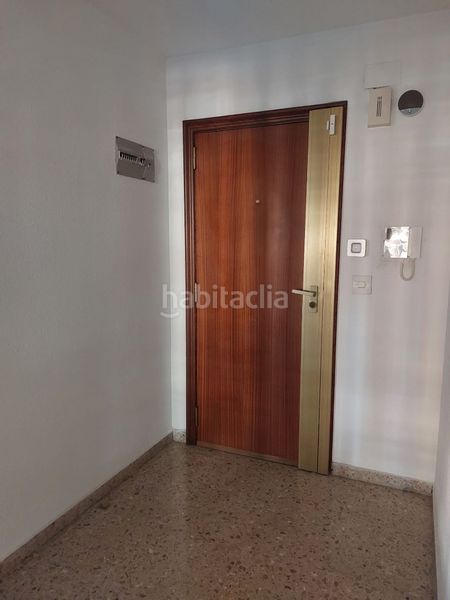 Foto ec9b9c14-dc7b-44b1-8266-d03a0b9c1989. Piso en Vara de Quart Valencia