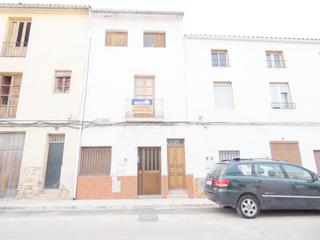 Casa adossada a Moixent