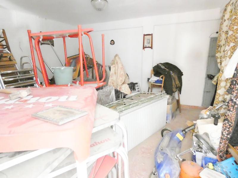 Foto a017ba24-e05d-4255-8025-f8c32a5921a8. Maison jumelée dans Moixent