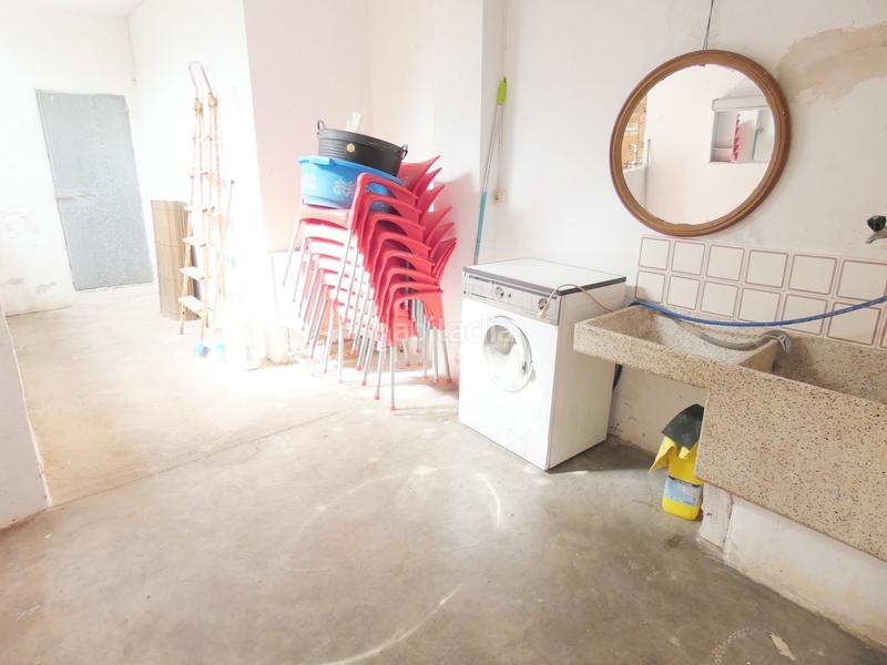 Foto a177033e-2dc8-4b3a-a39f-cc0b11300c5a. Maison jumelée dans Moixent