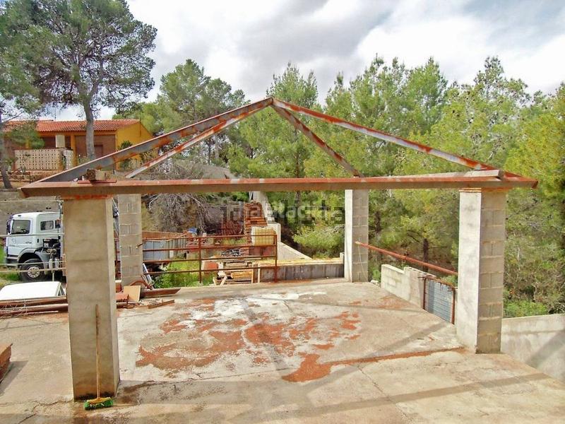 Foto f05e8d43-a0f3-4333-8578-d2fe3476625a. Terreny residencial a Vilamarxant