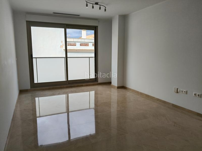 Foto 1c4f4931-cd1b-4473-a3fb-78c2d2977a07. Piso en carrer ferrocarril d'alcoi 74 ref_v331. piso centro en Gandia