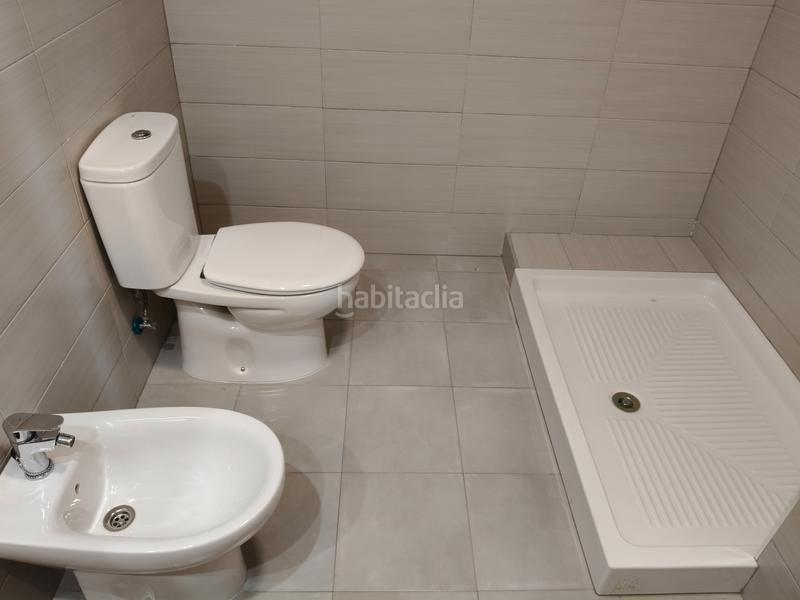 Foto d1e4aa97-9c6b-4a67-a4fa-80b1f295b6bc. Piso en carrer ferrocarril d'alcoi 74 ref_v331. piso centro en Gandia