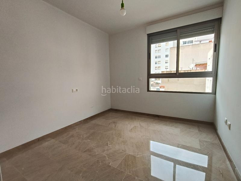 Foto d69326b9-017b-4de7-a9a6-2fa6d9228ce0. Piso en carrer ferrocarril d'alcoi 74 ref_v331. piso centro en Gandia
