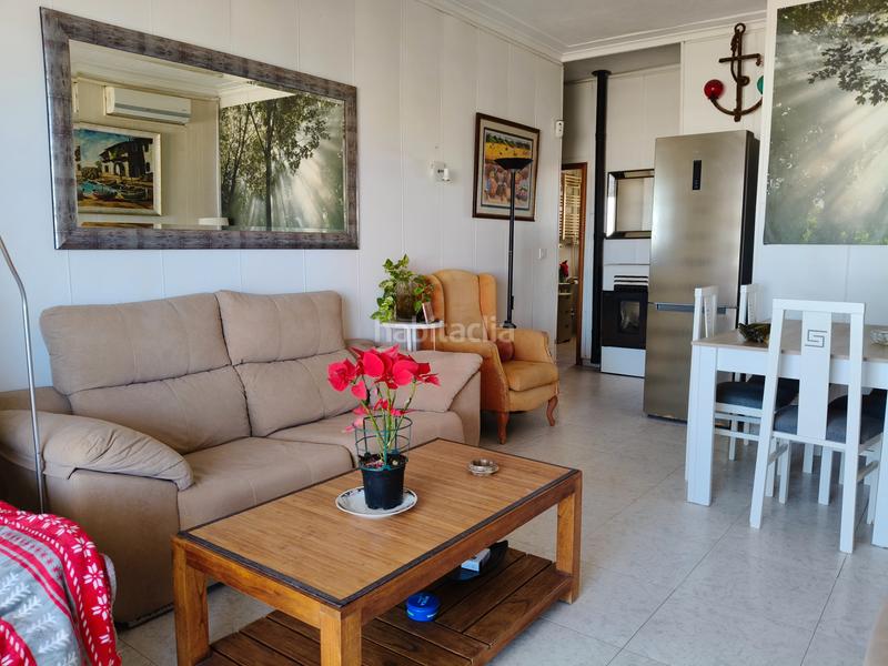 Foto 35fe9fdb-f9f3-40d8-890a-85015e977c09. Chalet en avinguda de frança 37 ref_v321. chalet primera linea playa en Miramar
