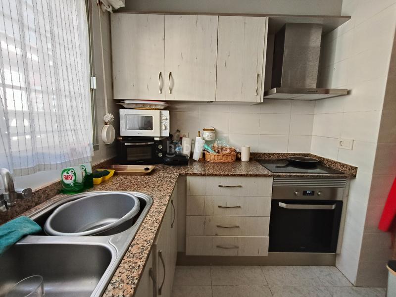 Foto adbc3cf6-9136-4fcb-b6f5-2ffff1453372. Chalet en avinguda de frança 37 ref_v321. chalet primera linea playa en Miramar