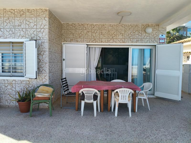 Foto ea0a1a39-1123-4039-9362-7e745aa30e0d. Chalet en avinguda de frança 37 ref_v321. chalet primera linea playa en Miramar