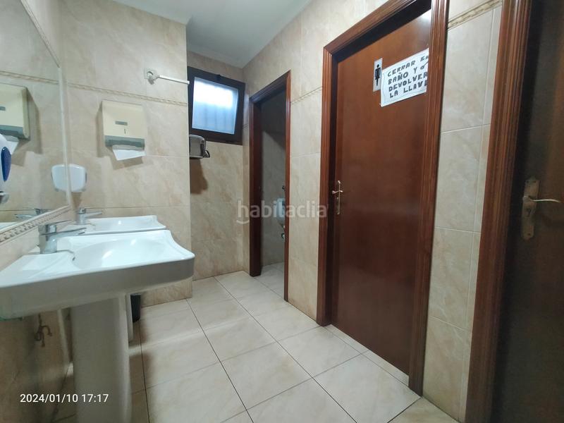 Foto 364a1d13-8fff-443a-834d-7dba7ce78354. Local comercial a carrer conca de la safor 24 a Beniarjó