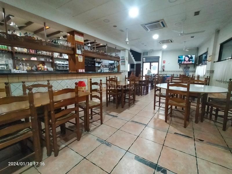 Foto 4750b725-fd4e-4d77-a02c-9ee73a2140e6. Local comercial a carrer conca de la safor 24 a Beniarjó