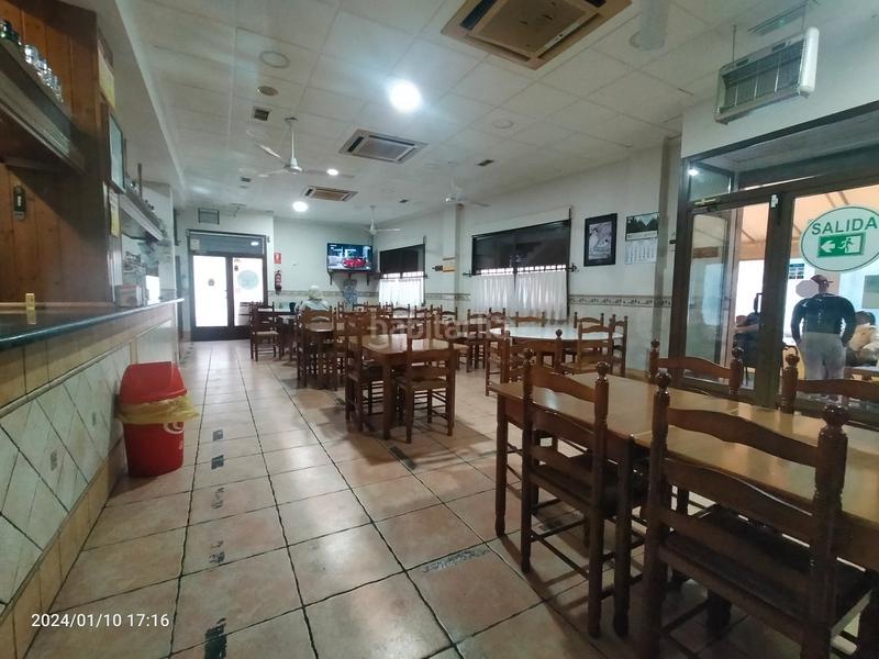 Foto c1438ee6-ddbd-4ea9-b1a1-e8c5dd5f2c6c. Local comercial a carrer conca de la safor 24 a Beniarjó