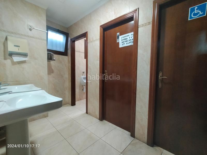 Foto cf93b050-db33-43be-84ef-6eba2c215d6f. Local comercial a carrer conca de la safor 24 a Beniarjó