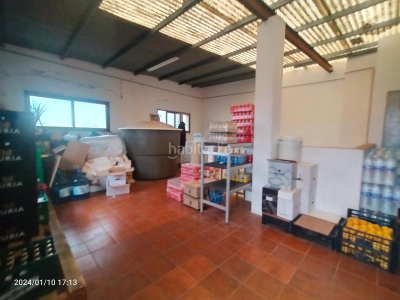 Foto e5c8cc13-f068-4401-ad04-9ada9391bb7e. Local comercial a carrer conca de la safor 24 a Beniarjó