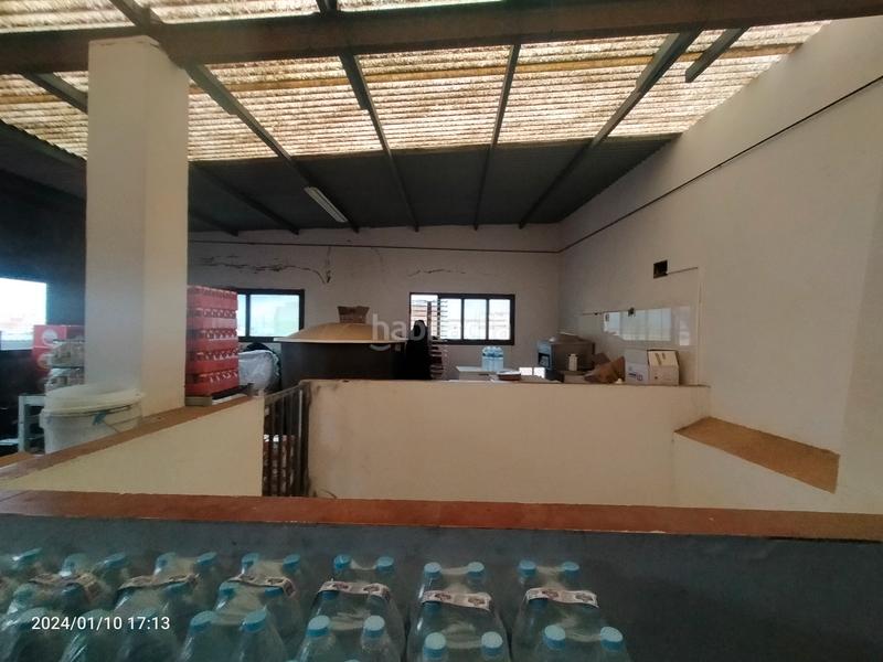 Foto fa7067b6-63a1-4a59-a20f-550dfb216e6a. Local comercial a carrer conca de la safor 24 a Beniarjó