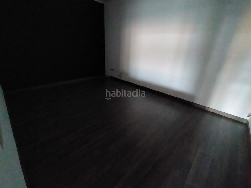 Foto 0b7b1762-7136-47f5-a7bf-61a42a3d9ce6. Locale commerciale in carrer reis catòlics 44 in Germaníes - Juzgados Gandia