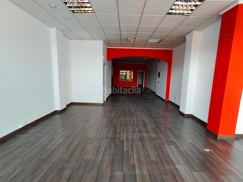 Foto a90ad9cb-7cb6-4f3f-9528-3b965cafb7f2. Locale commerciale in carrer reis catòlics 44 in Germaníes - Juzgados Gandia