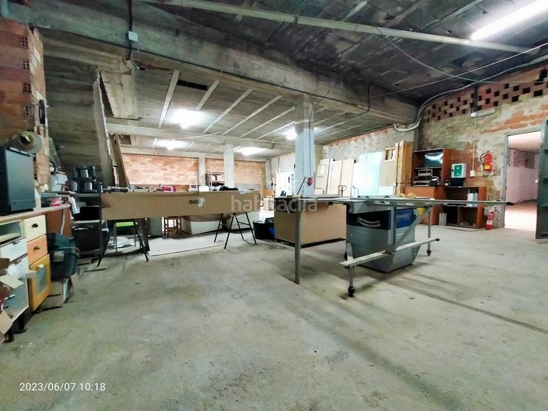 Foto 09186a94-dc33-4396-91c0-679e04a068f4. Rent business premise in carrer sant vicent ferrer 30 in Gandia