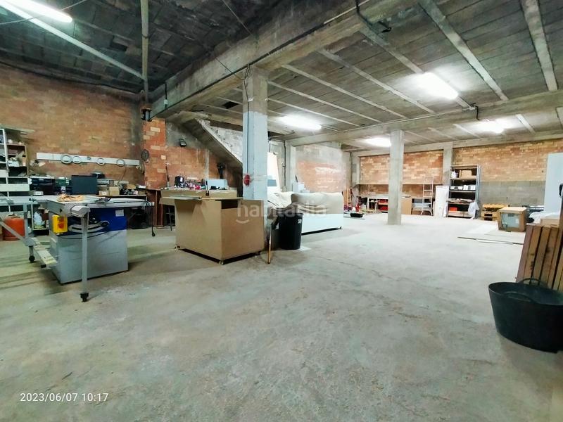 Foto 18340a55-20c1-4944-8d9e-f5b3d21a8851. Rent business premise in carrer sant vicent ferrer 30 in Gandia