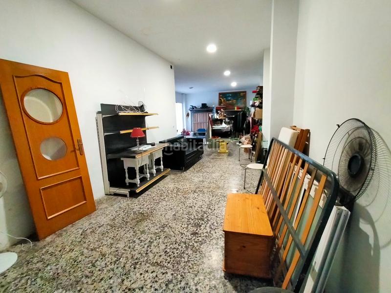 Foto 03ee3465-c4d8-407c-addf-22e2d0bca554. Local comercial a carrer pintor francesc ribalta 8 a Gandia