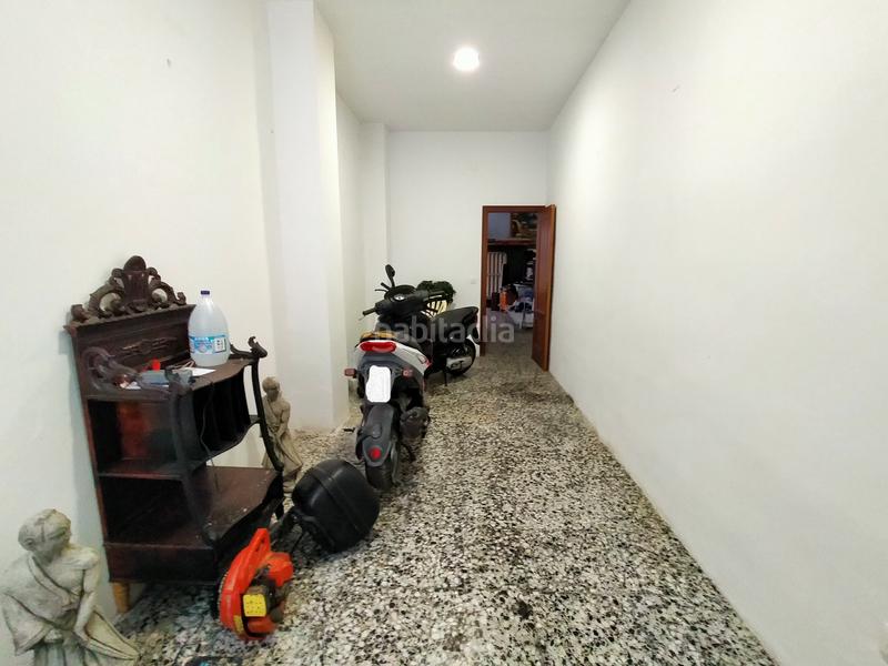 Foto 6c8a8659-2d3e-480a-9a9e-8a408532ff06. Local comercial a carrer pintor francesc ribalta 8 a Gandia