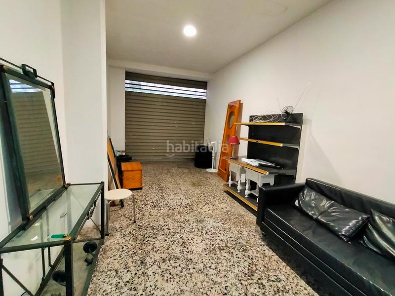 Foto 93a4c8de-b648-4f79-ab06-3f755bfc9fce. Local comercial a carrer pintor francesc ribalta 8 a Gandia