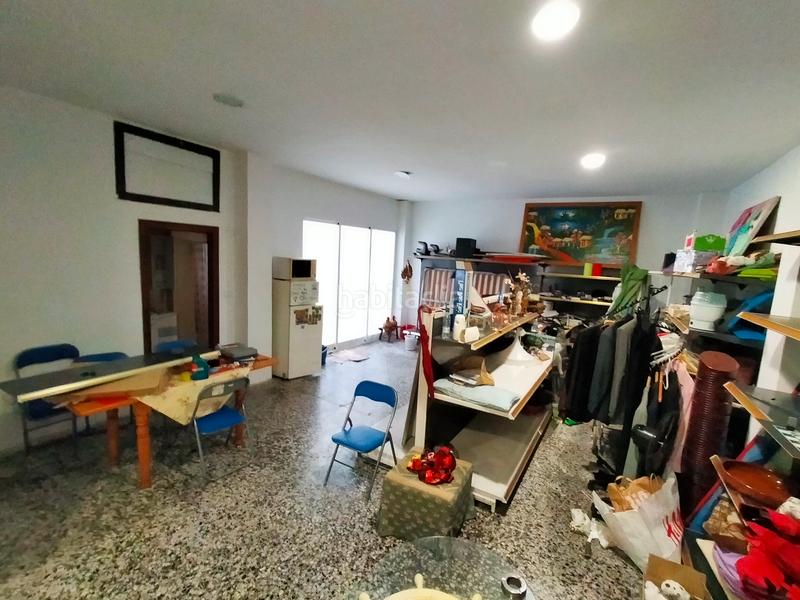 Foto 94c2292b-a180-49e4-94d1-4e902e59d634. Local comercial a carrer pintor francesc ribalta 8 a Gandia