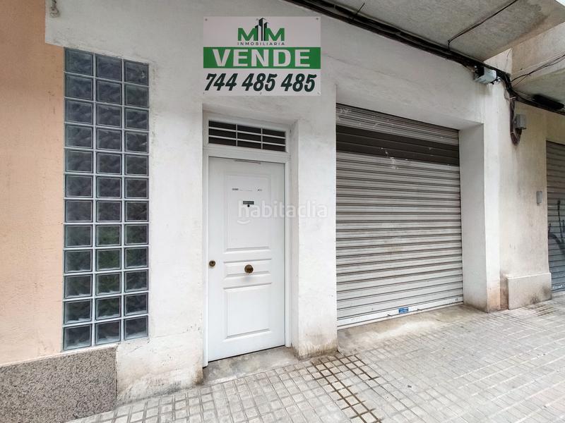 Foto c8c8056a-6b5a-4195-a1ef-797527309261. Local comercial a carrer pintor francesc ribalta 8 a Gandia