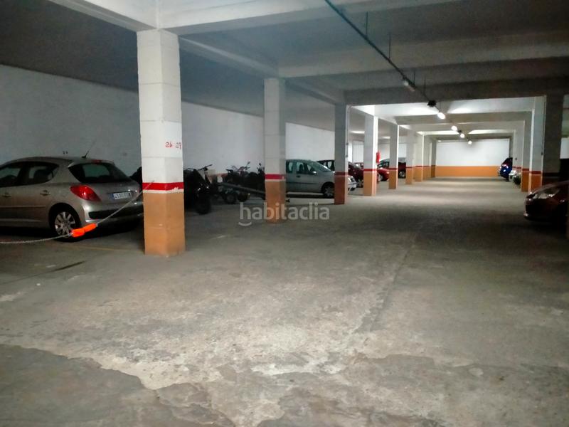 Foto a2360c74-401a-4404-8691-8855fd9d4f09. Autoparkplatz in carrer de guardamar 13 in Corea Gandia