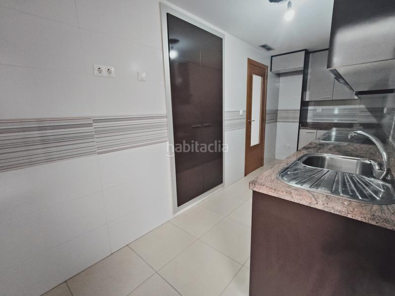 Foto c6d9d21c-8ae7-41e3-925b-b97bc87792a3. Piso en carrer ferrocarril d'alcoi 74 ref_v330. magnifico piso centro en Gandia