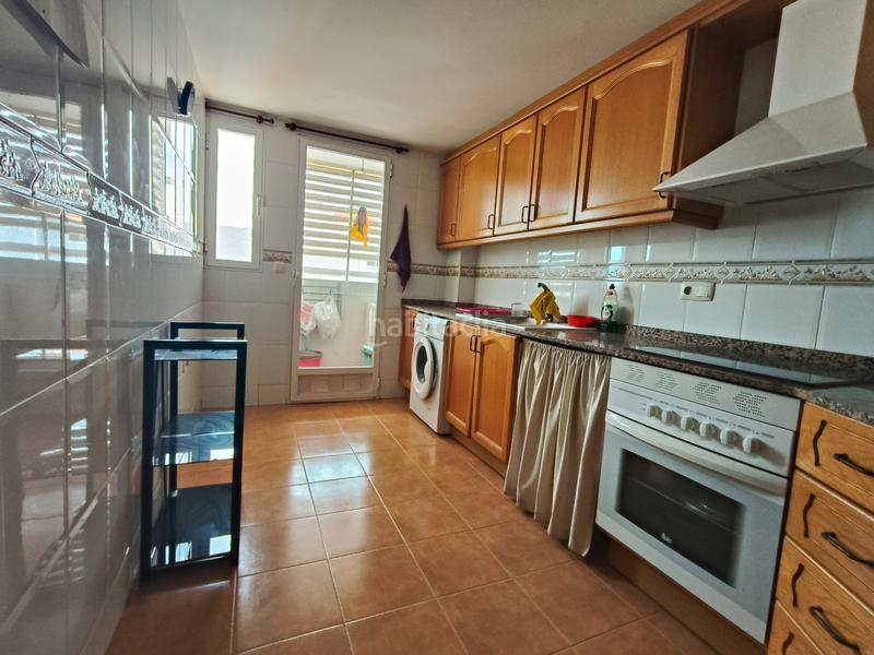 Foto c4ac4e28-58f1-4632-b726-09efa7df32ad. Piso en carrer gabriel miró 29 ref_v335. piso - garaje zona Corea en Gandia