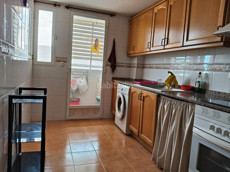 Foto daed0b98-3423-48cd-a996-ba8fbc2e9ad5. Piso en carrer gabriel miró 29 ref_v335. piso - garaje zona Corea en Gandia