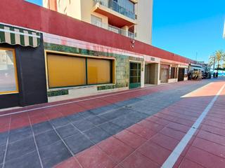 Local Comercial a Carrer de formentera 12a. Ref_v337.  local playa de gandia