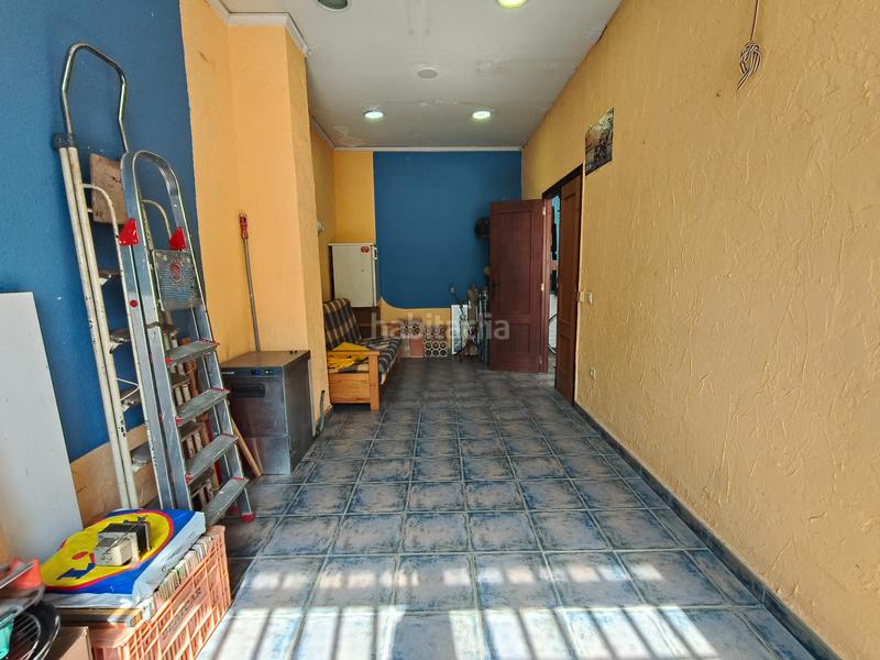 Foto 51861ba7-7120-4b35-a94c-03bd8bd4a3d8. Local commercial dans carrer primer de maig 55 dans Gandia