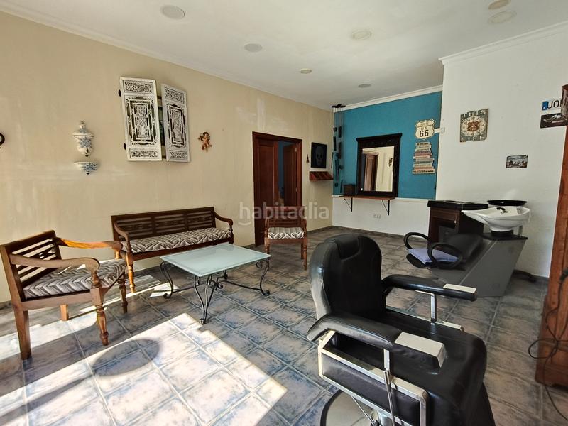 Foto 6d360fd3-d04d-4afa-9442-d0504af0659e. Local commercial dans carrer primer de maig 55 dans Gandia