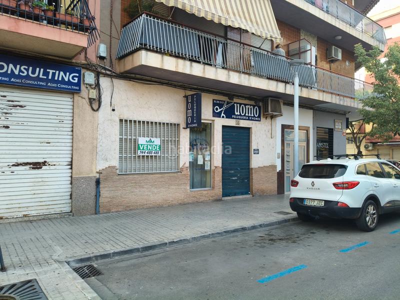Foto 6d951485-95b8-4421-b4b1-9a629a9c6dfe. Local commercial dans carrer primer de maig 55 dans Gandia