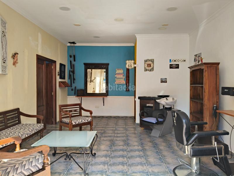 Foto 8b7b5237-97e1-4866-858d-dfc3bdbd6335. Local commercial dans carrer primer de maig 55 dans Gandia