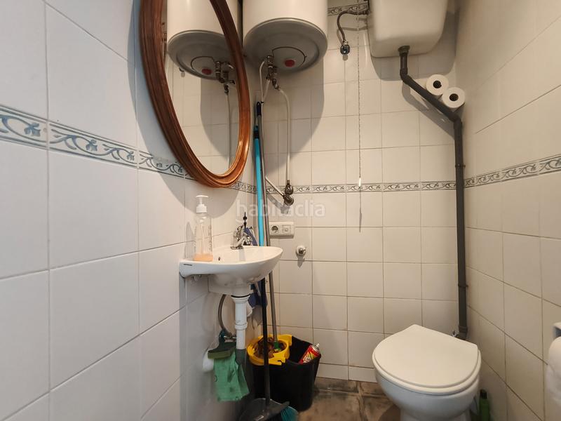 Foto f5c047f7-5301-4980-9895-e966db9b165a. Local commercial dans carrer primer de maig 55 dans Gandia