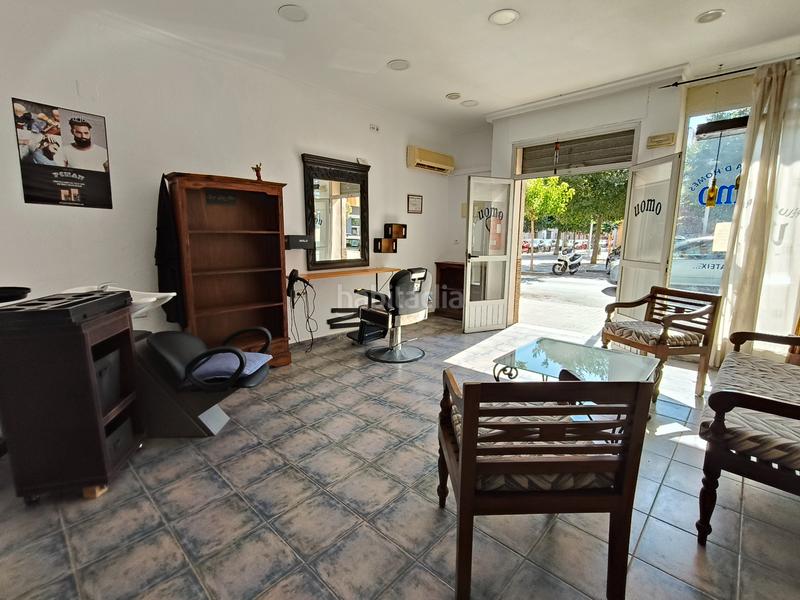 Foto f907cf1d-c2c9-4e6f-bf4c-b96e10a22497. Local commercial dans carrer primer de maig 55 dans Gandia