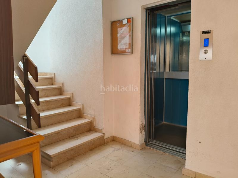 Foto 92ac60f0-b18d-4428-90c8-77e74d645a33. Location appartement avec parking piscine dans Playa de Gandía Gandia