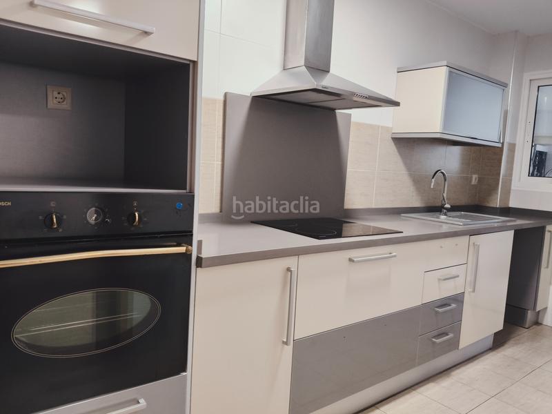 Foto f50d6874-50b3-4a0b-b698-9012cdb82432. Alquiler piso en avinguda de valencia 2 ref_a216. alquiler piso sin muebles real de gandia en Real de Gandía