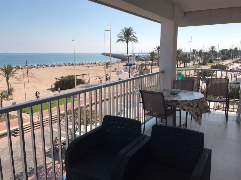 Foto 1bf36168-9518-4ef8-b2c0-e61c3575c193. Rent apartment in passeig marítim de neptú 26 in Playa de Gandía Gandia