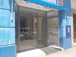 Location Local commercial à Avinguda de les esclaves 8. Ref_a195. alquiler local zona esclavas gandia
